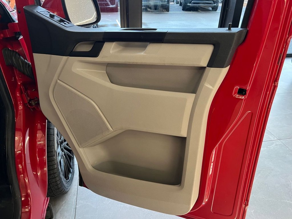 Used Volkswagen Transporter 2016 for sale - 77249942: Photo 27