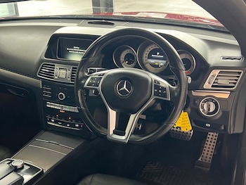 Used Mercedes-Benz E Class 2015 for sale - 78975290: Photo