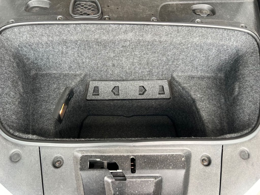 Used Audi R8 2009 for sale - 77905062: Photo 24