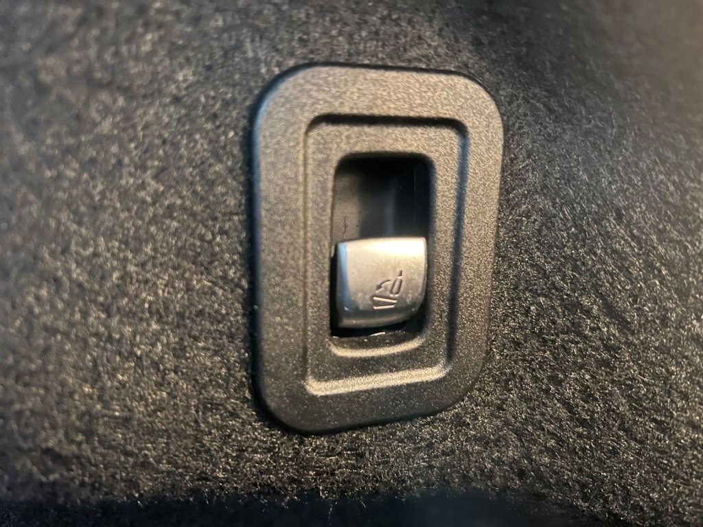 Used Mercedes-Benz C Class 2017 for sale - 77369354: Photo 26