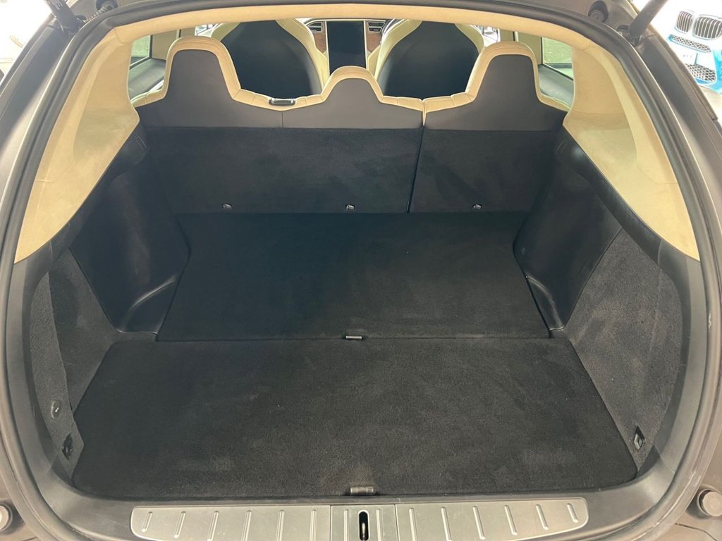 Used Tesla Model X 2018 for sale - 76367546: Photo 23