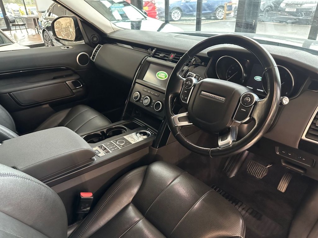 Used Land Rover Discovery 2018 for sale - 77668855: Photo 3