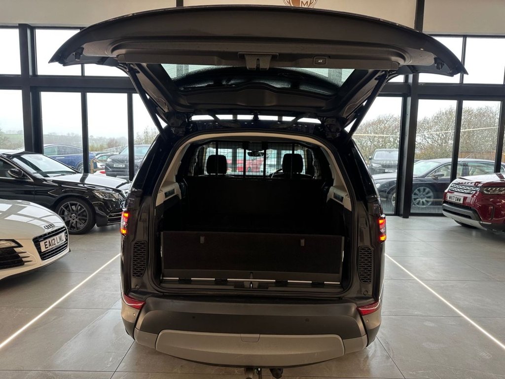 Used Land Rover Discovery 2018 for sale - 77668855: Photo 5