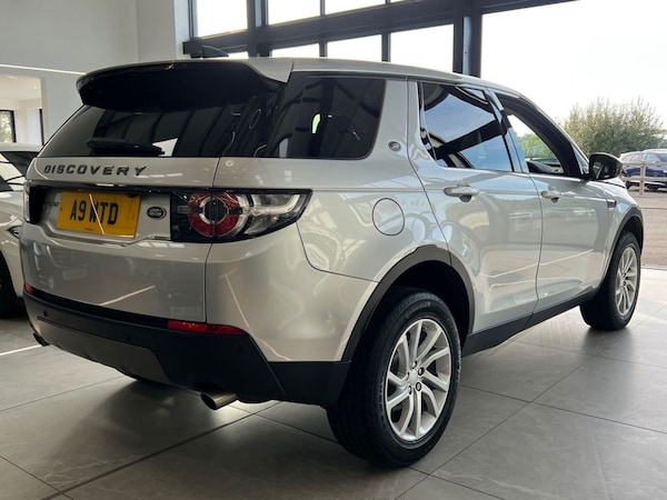 Used Land Rover Discovery Sport 2017 for sale - 76210062: Photo 13