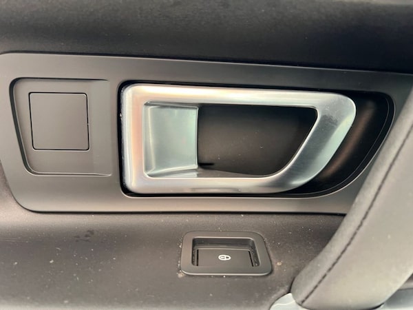 Used Land Rover Discovery Sport 2017 for sale - 76210062: Photo 42
