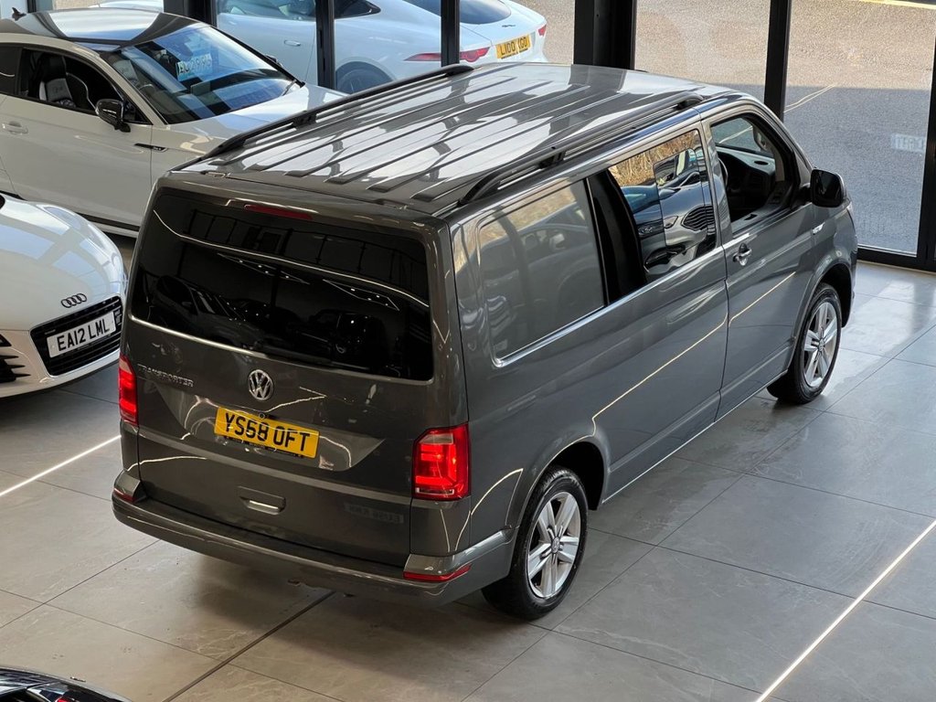 Used Volkswagen Transporter 2018 for sale - 77226935: Photo 10