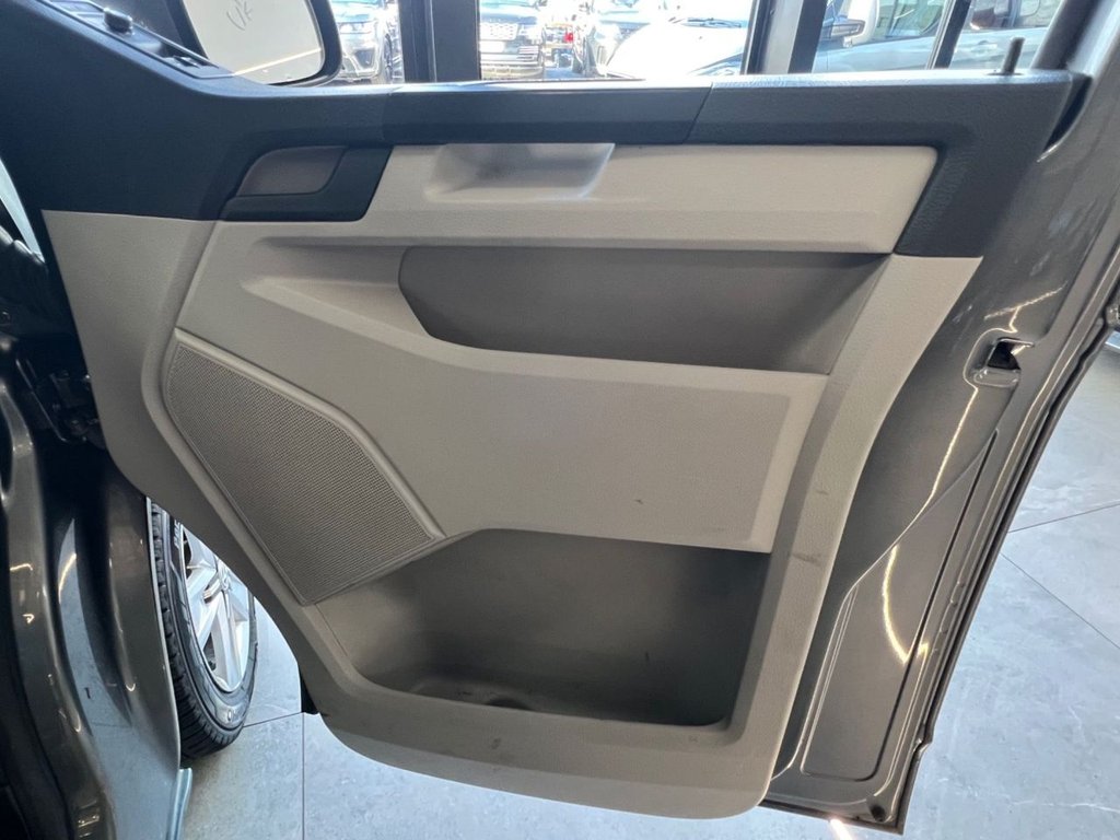 Used Volkswagen Transporter 2018 for sale - 77226935: Photo 23