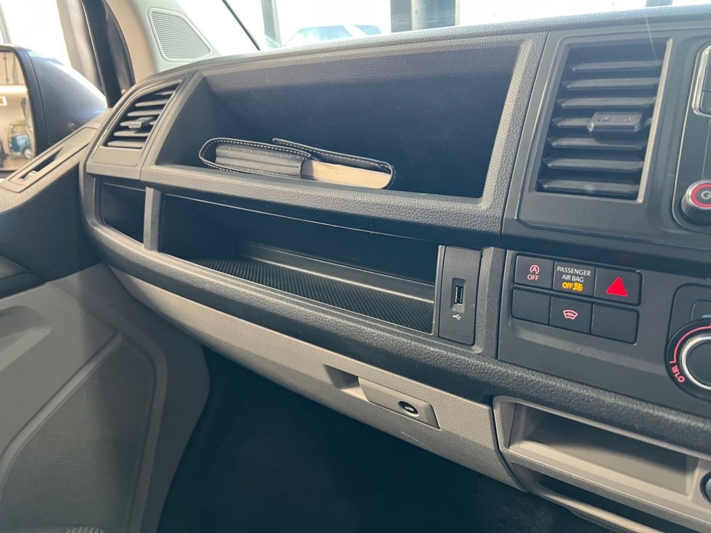 Used Volkswagen Transporter 2018 for sale - 77226935: Photo 36