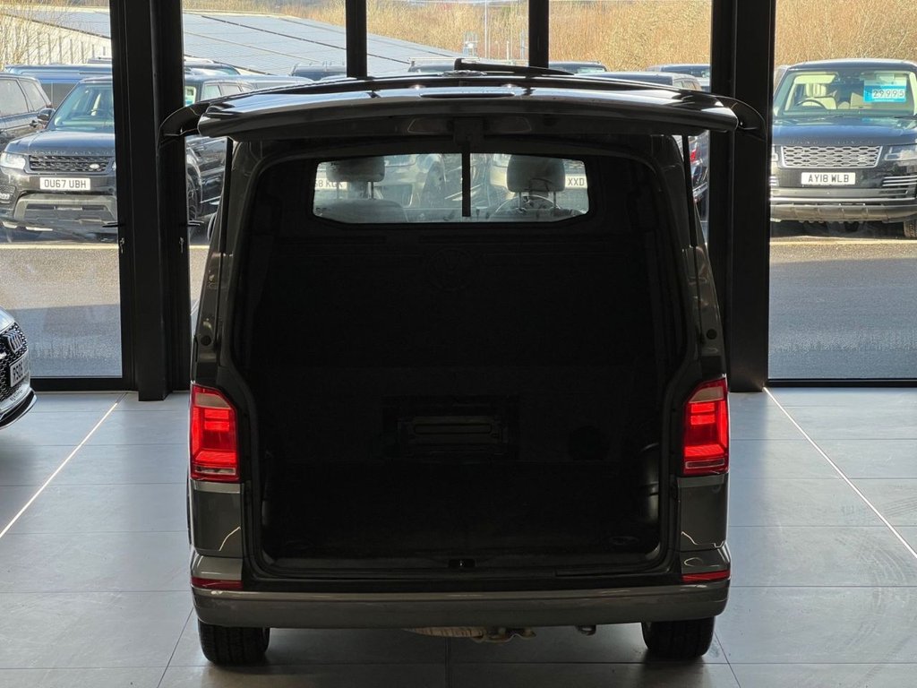 Used Volkswagen Transporter 2018 for sale - 77226935: Photo 5