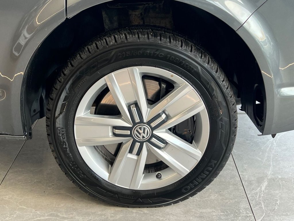 Used Volkswagen Transporter 2018 for sale - 77226935: Photo 7