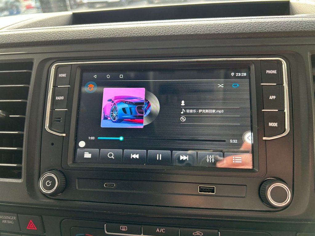 Used Volkswagen Transporter 2017 for sale - 78030226: Photo 50