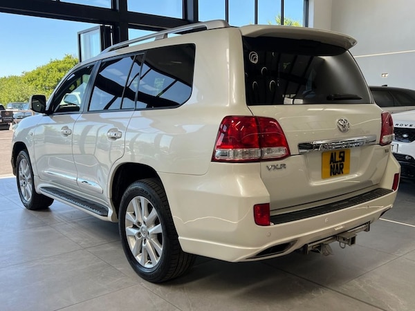 Used Toyota Landcruiser 2010 for sale - 74746914: Photo 11