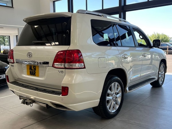 Used Toyota Landcruiser 2010 for sale - 74746914: Photo 13