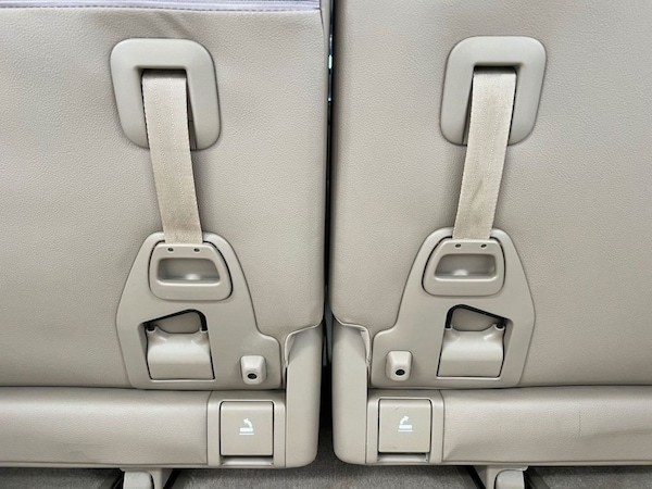Used Toyota Landcruiser 2010 for sale - 74746914: Photo 33