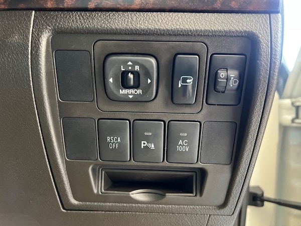 Used Toyota Landcruiser 2010 for sale - 74746914: Photo 39