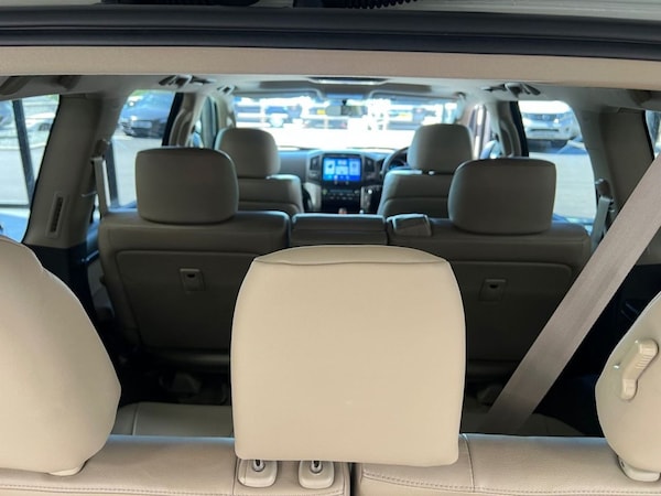 Used Toyota Landcruiser 2010 for sale - 74746914: Photo 5