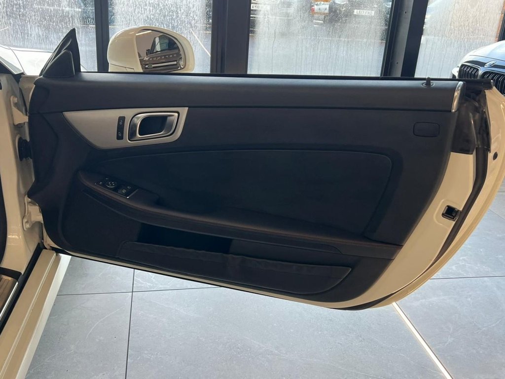 Used Mercedes-Benz SLK 2012 for sale - 77038125: Photo 33