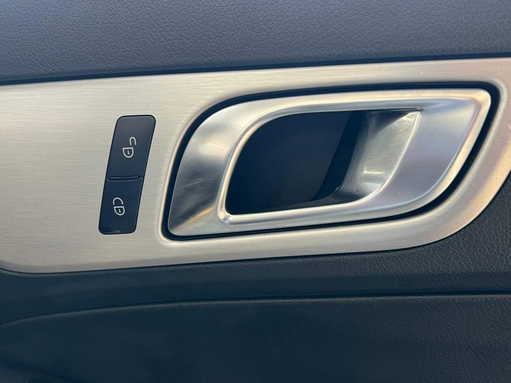 Used Mercedes-Benz SLK 2012 for sale - 77038125: Photo 35