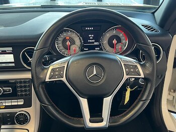 Used Mercedes-Benz SLK 2012 for sale - 77038125: Photo