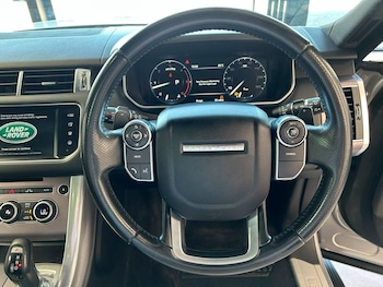 Used Land Rover Range Rover Sport 2016 for sale - 79244662: Photo