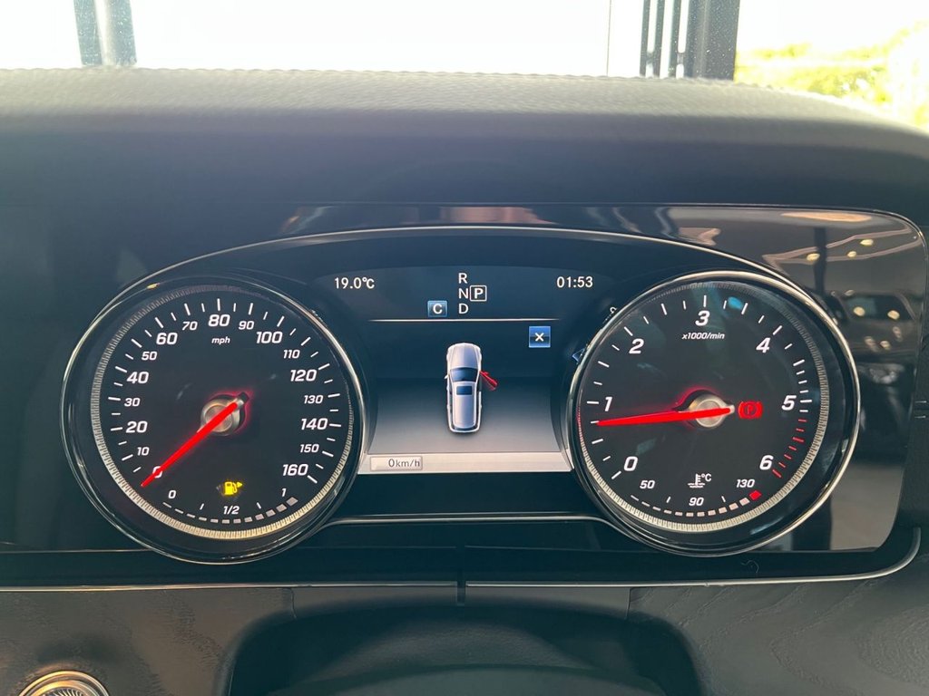 Used Mercedes-Benz E-Class 2018 for sale - 76118522: Photo 44