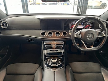 Used Mercedes-Benz E-Class 2018 for sale - 76118522: Photo 4