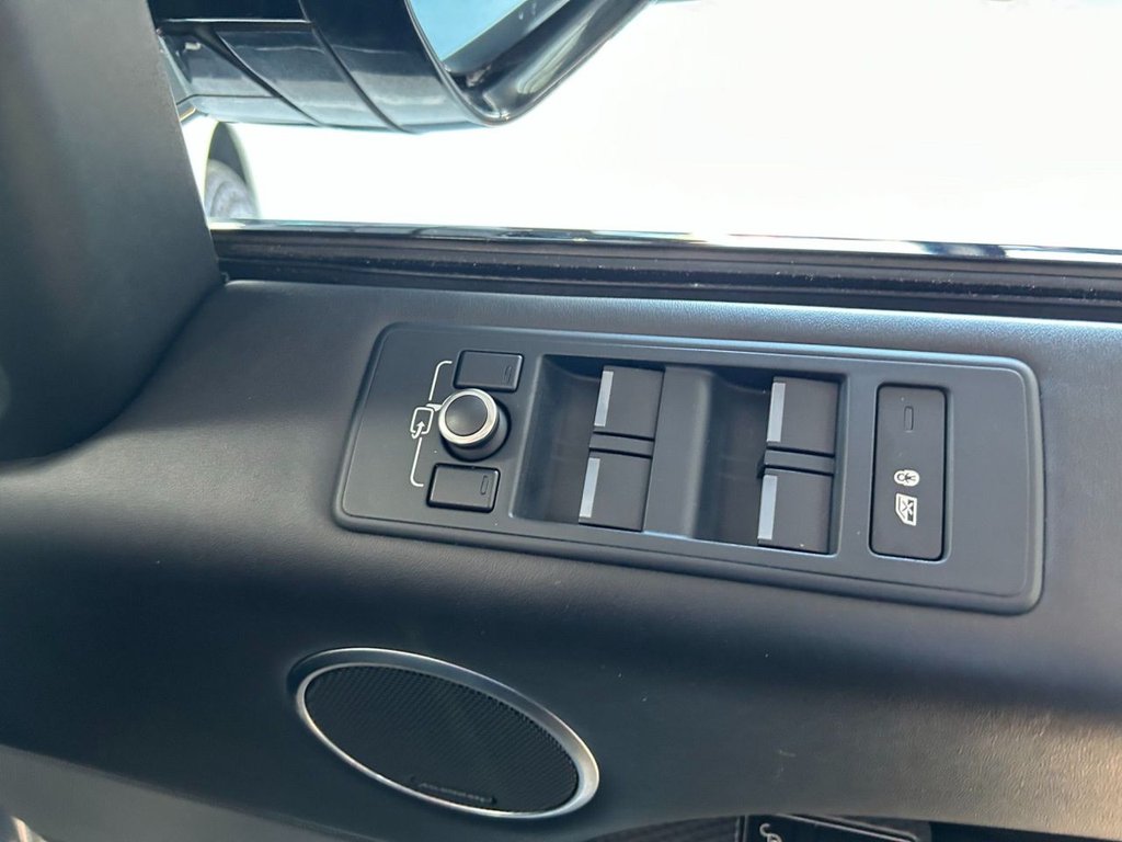 Used Land Rover Range Rover Sport 2016 for sale - 77835314: Photo 32