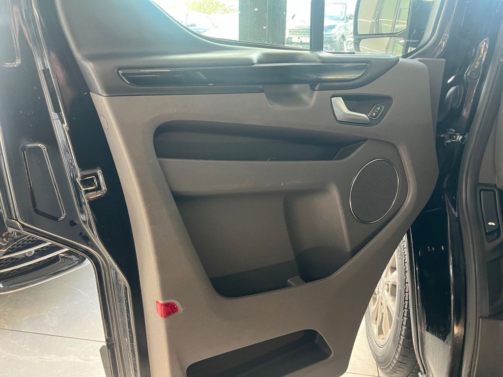 Used Ford Tourneo Custom 2020 for sale - 76604949: Photo 50