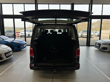 Used Volkswagen Transporter Shuttle 2016 for sale - 79338908: Photo
