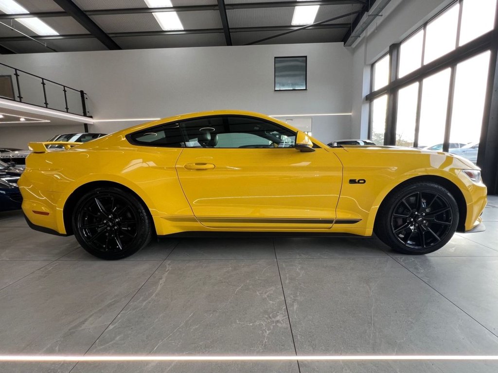 Used Ford Mustang 2017 for sale - 76417949: Photo 2