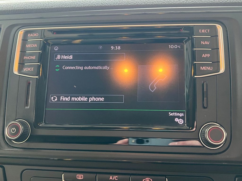 Used Volkswagen Transporter 2018 for sale - 77369551: Photo 48