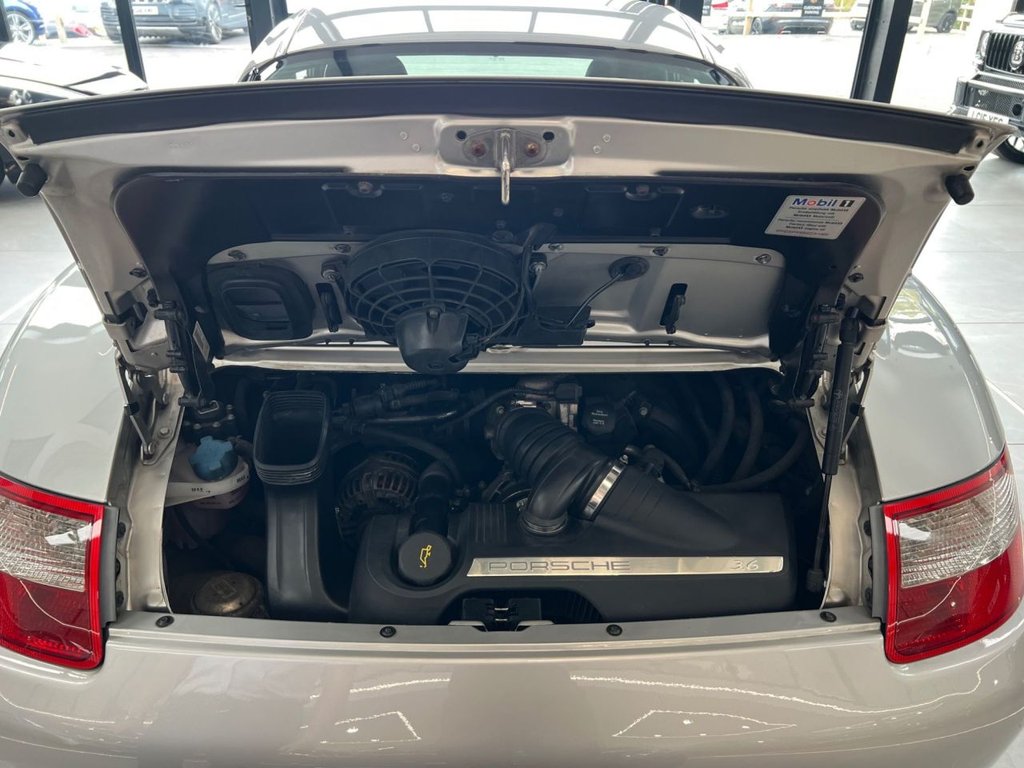 Used Porsche 911 2005 for sale - 76520610: Photo 19