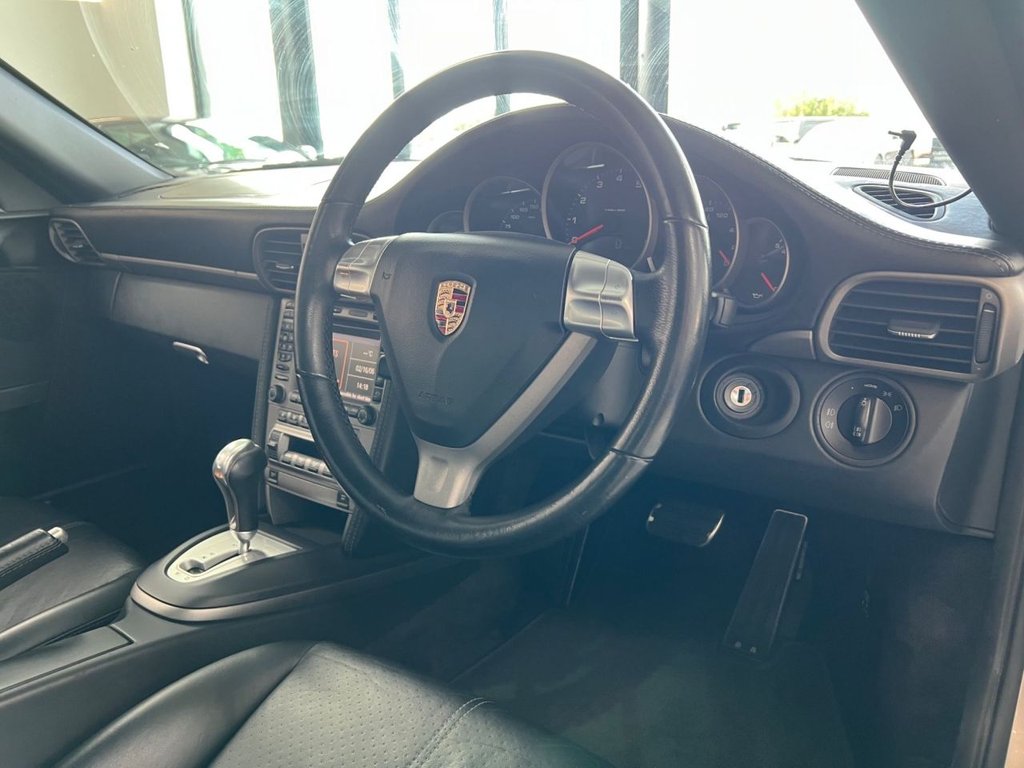 Used Porsche 911 2005 for sale - 76520610: Photo 35