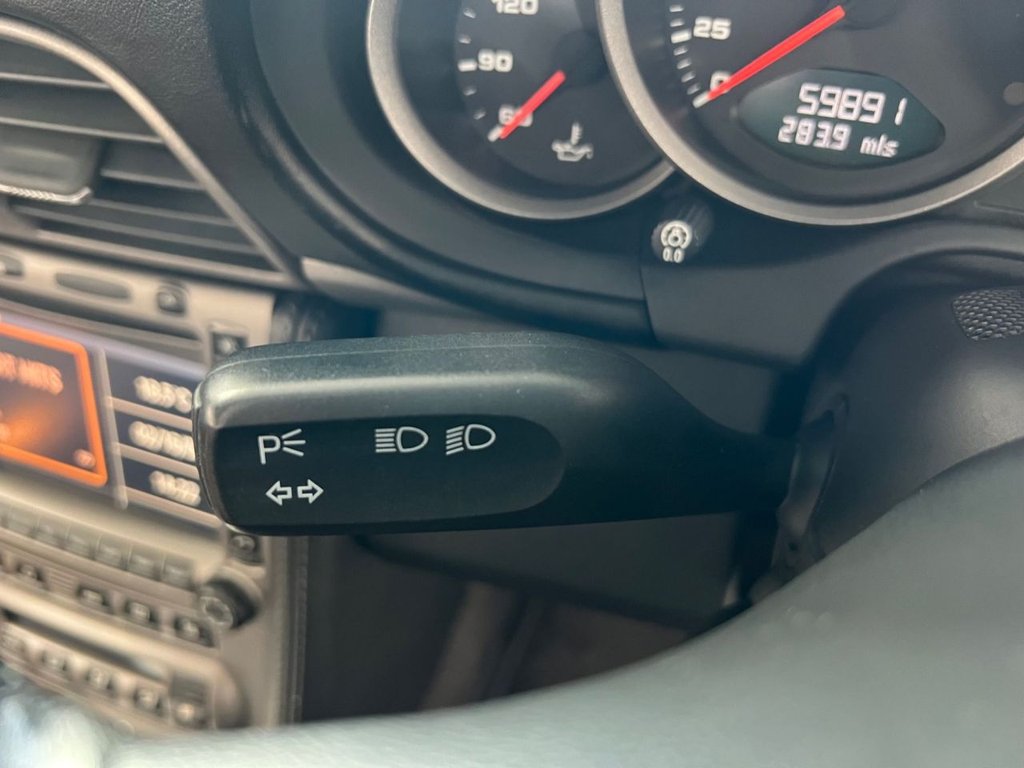 Used Porsche 911 2005 for sale - 76520610: Photo 47