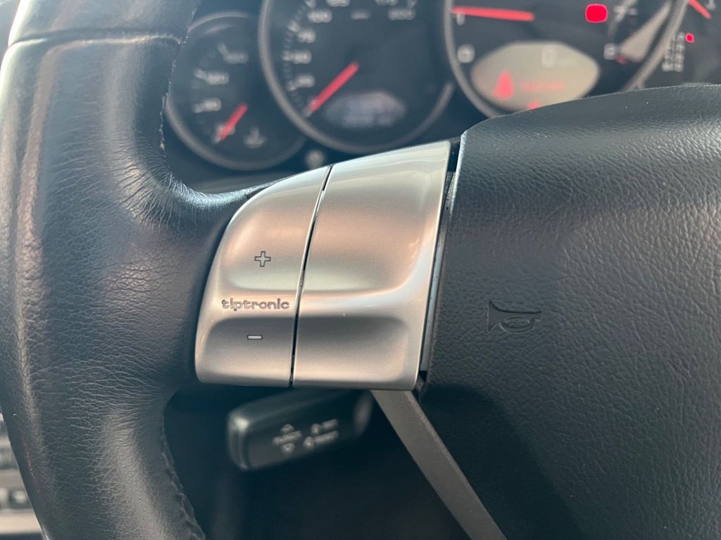 Used Porsche 911 2005 for sale - 76520610: Photo 49