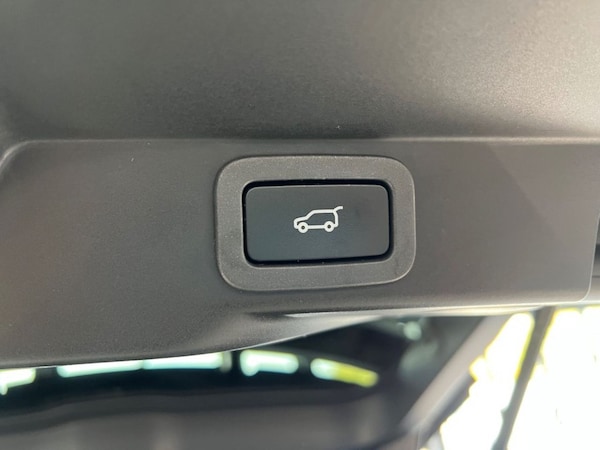 Used Land Rover Range Rover Sport 2018 for sale - 76235497: Photo 29