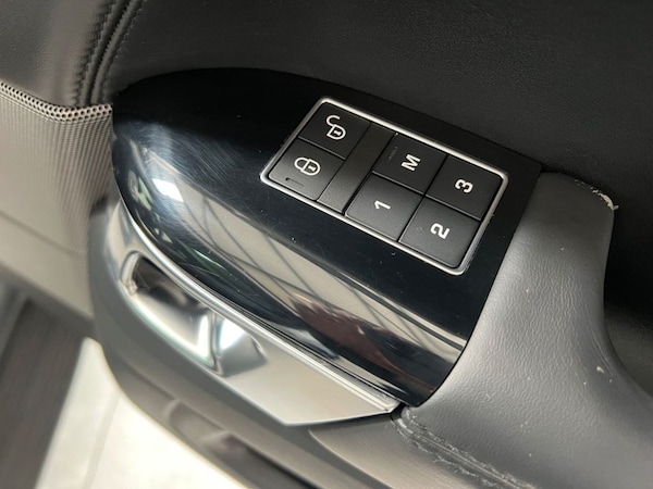 Used Land Rover Range Rover Sport 2018 for sale - 76235497: Photo 35
