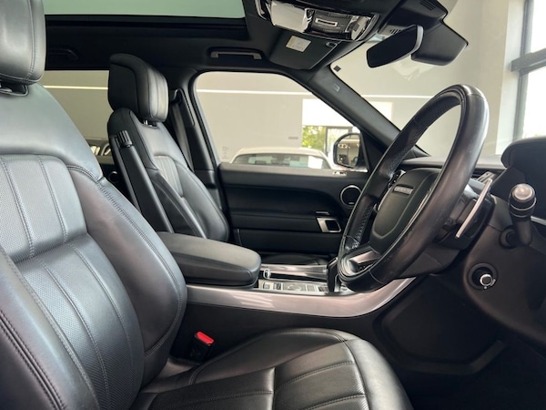 Used Land Rover Range Rover Sport 2018 for sale - 76235497: Photo 44