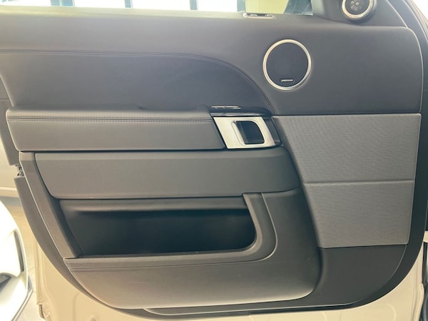 Used Land Rover Range Rover Sport 2018 for sale - 76235497: Photo 50