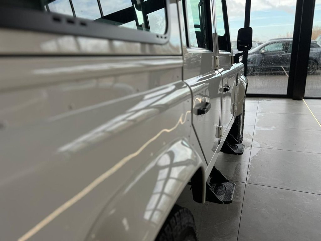 Used Land Rover Defender 2014 for sale - 76973080: Photo 17