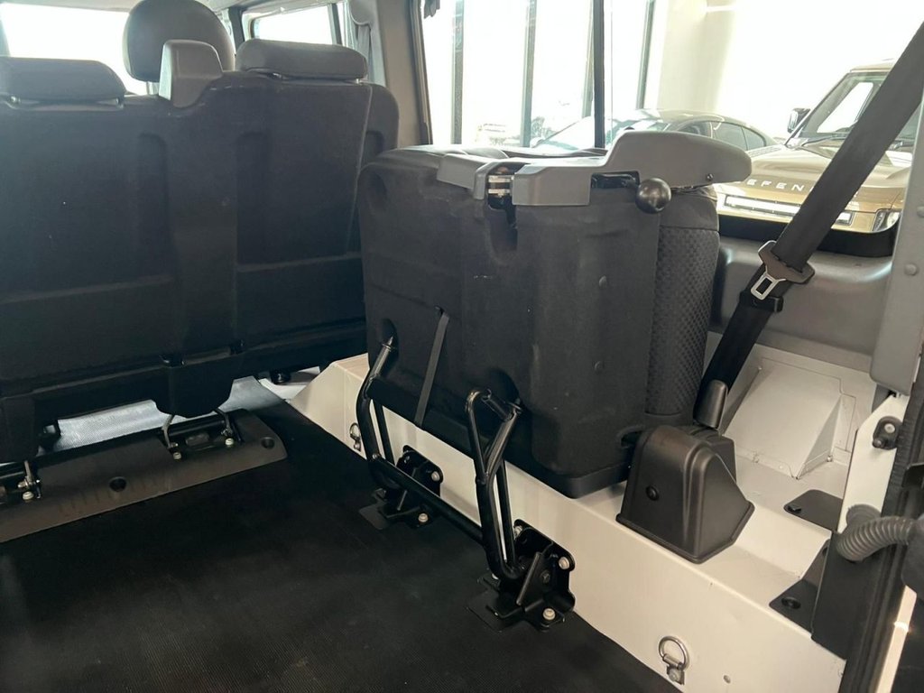 Used Land Rover Defender 2014 for sale - 76973080: Photo 19