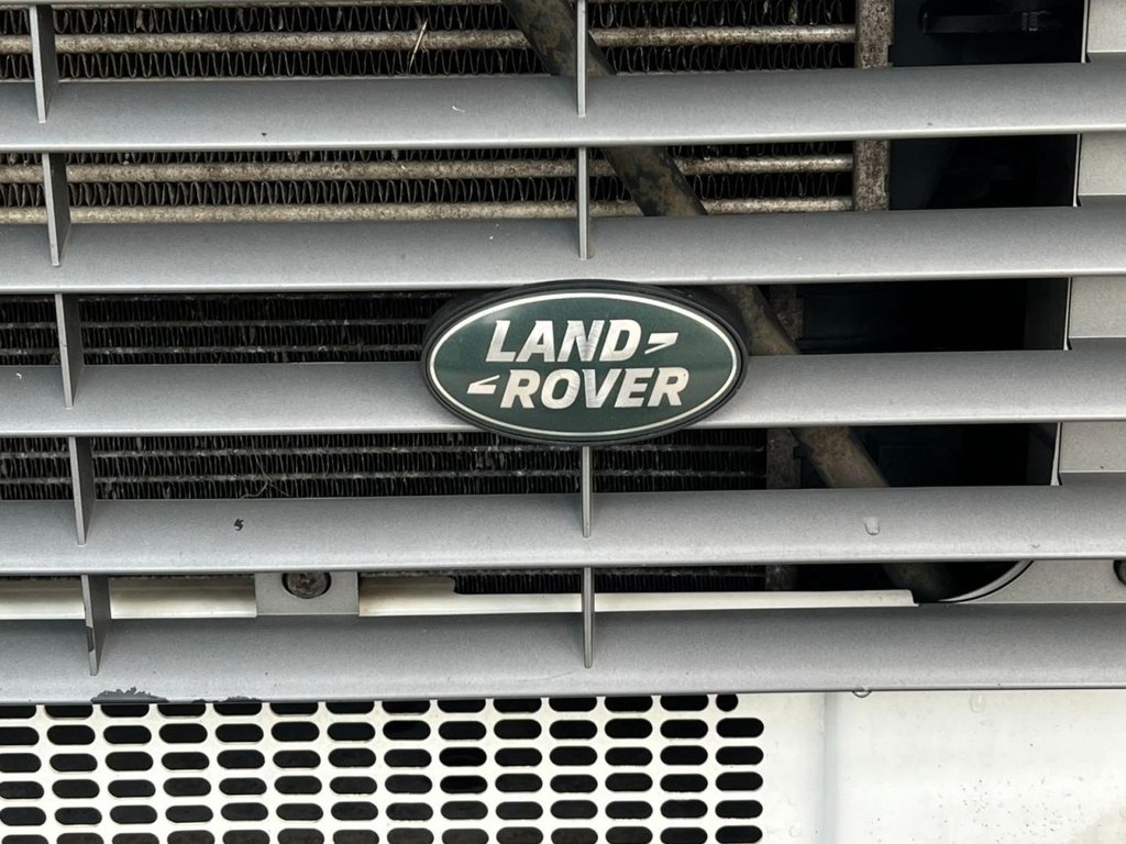 Used Land Rover Defender 2014 for sale - 76973080: Photo 25