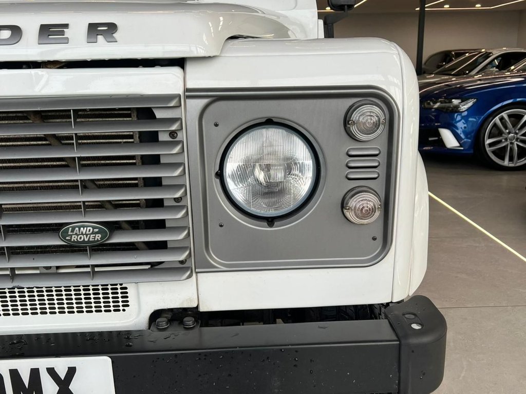 Used Land Rover Defender 2014 for sale - 76973080: Photo 26