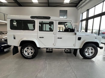 Used Land Rover Defender 2014 for sale - 76973080: Photo
