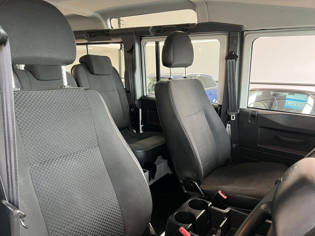 Used Land Rover Defender 2014 for sale - 76973080: Photo 31