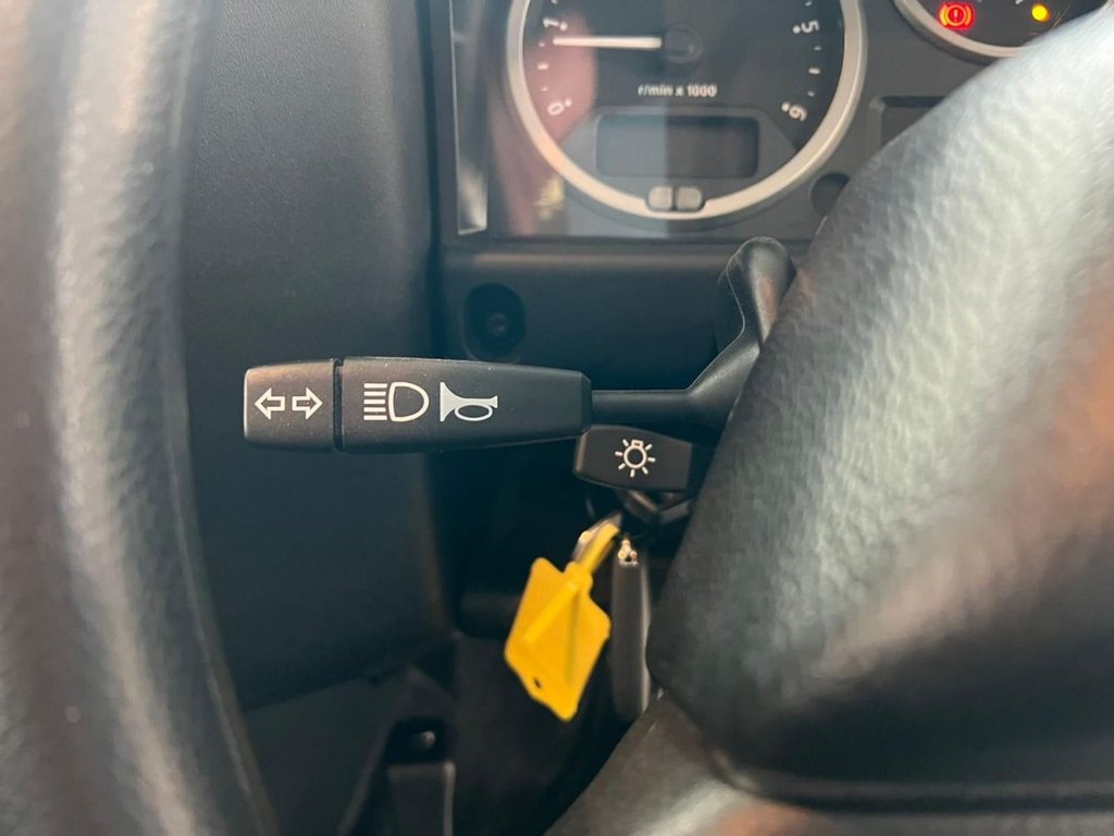 Used Land Rover Defender 2014 for sale - 76973080: Photo 33