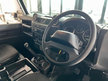 Used Land Rover Defender 2014 for sale - 76973080: Photo