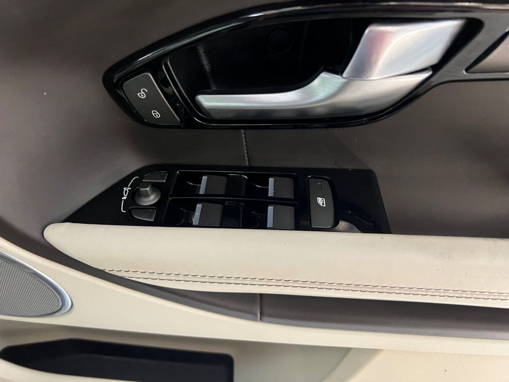 Used Land Rover Range Rover Evoque 2015 for sale - 77798336: Photo 22