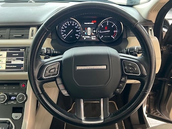 Used Land Rover Range Rover Evoque 2015 for sale - 77798336: Photo