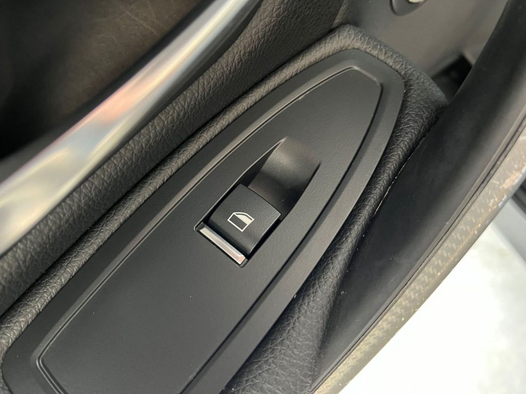 Used BMW 3 Series 2018 for sale - 76119108: Photo 41